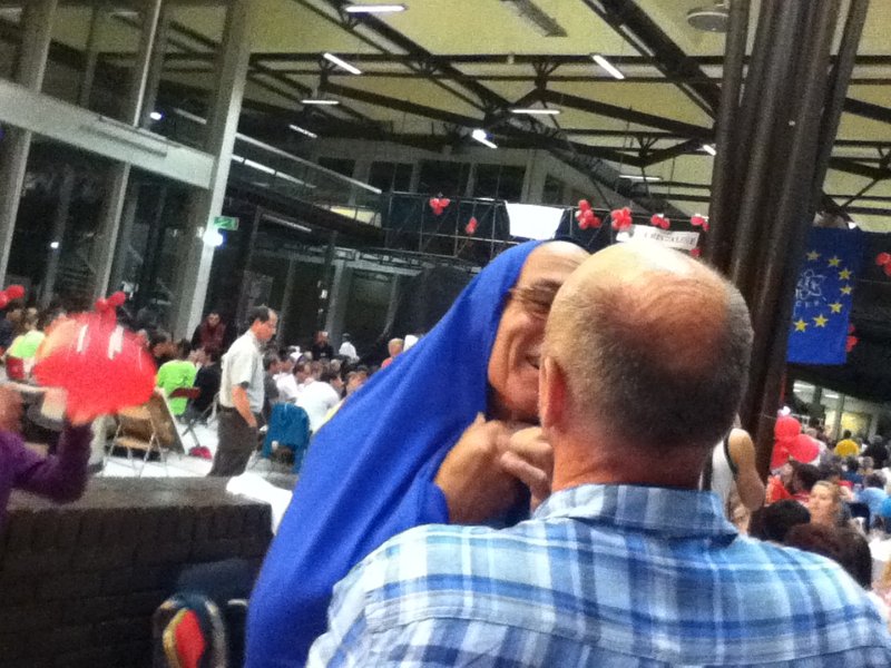 IMG_0127.JPG - Peekaboo !