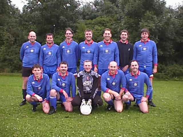 culham2.jpg -  BACK ?, John Merne, ?, Dave Batt-Rawden, Colin Moody, ?, ?FRONT Jon Wright , ?, Geoff Broughton, ?, ? 